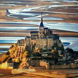 Magnifique Près De La Mer, Jacuzzi, Vélos électriques En Bretagne Appartement